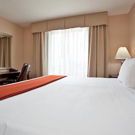 Holiday Inn Express Hotel & Suites Tipp City By Ihg Kültér fotó